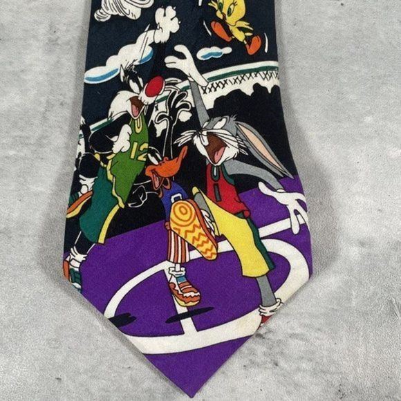 VTG 1993 Looney Tunes Mania Mens Tie Bugs Bunny Taz Devil Marvin Basketball MINT - Picture 2 of 5